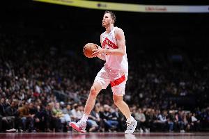 兢兢业业！珀尔特尔25分钟13中10拿到21分11板2断3帽 正负值+9