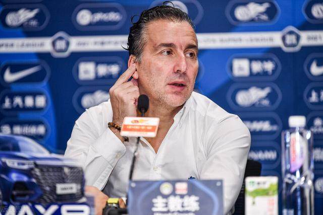 5名球员伤停河南主帅很头疼 卡兰加回归是利好