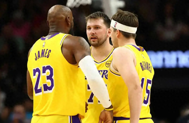 AG官网-10战9胜正式锁定季后赛！这支湖人究竟发生了哪些变化？|东契奇|詹姆斯|俄克拉荷马雷霆队|圣安东尼奥马刺队|克利夫兰骑士队_新浪体育_新浪新闻